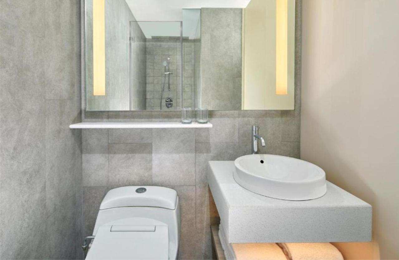 Four Points By Sheraton Surabaya, Pakuwon Indah Eksteriør billede