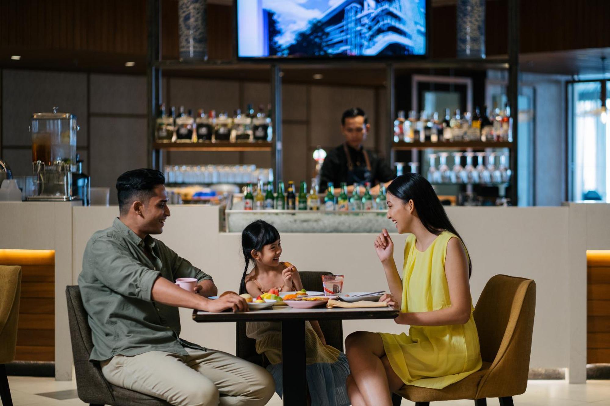 Four Points By Sheraton Surabaya, Pakuwon Indah Eksteriør billede