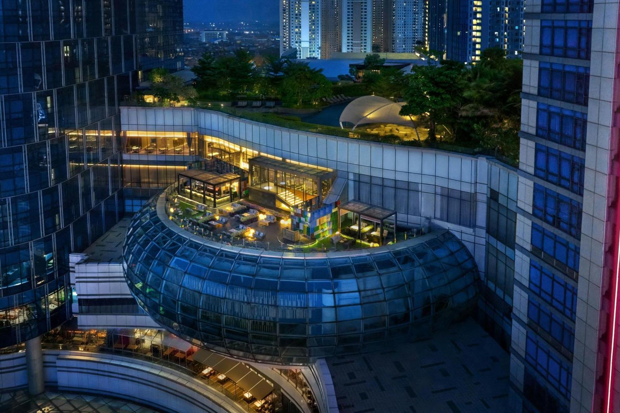 Four Points By Sheraton Surabaya, Pakuwon Indah Eksteriør billede